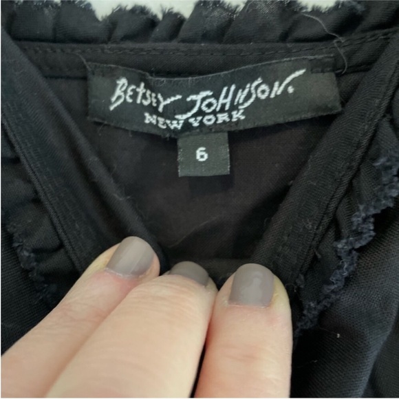 Betsey Johnson Cotton Mini Dress w/Lace Ruffle Details Size 6 Like New! - Picture 4 of 9